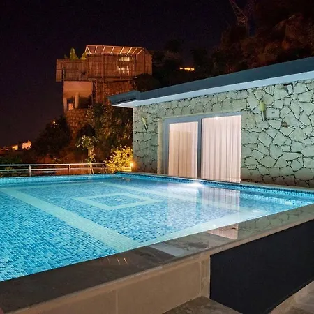 Jameson Villa