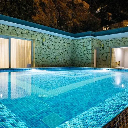 Jameson Villa *